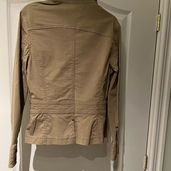 Jacket - Picture 2 of 4